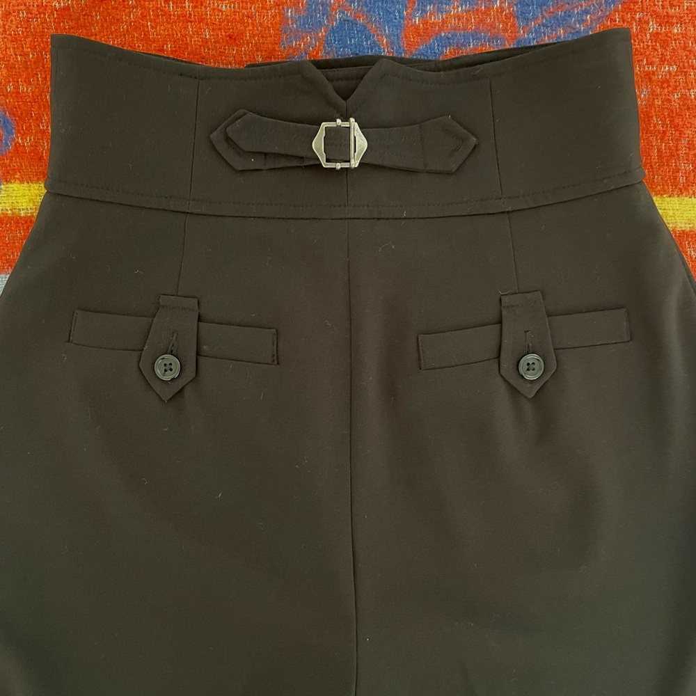 Victoria’s Secret Moda International buckle-back high waisted women’s trousers!